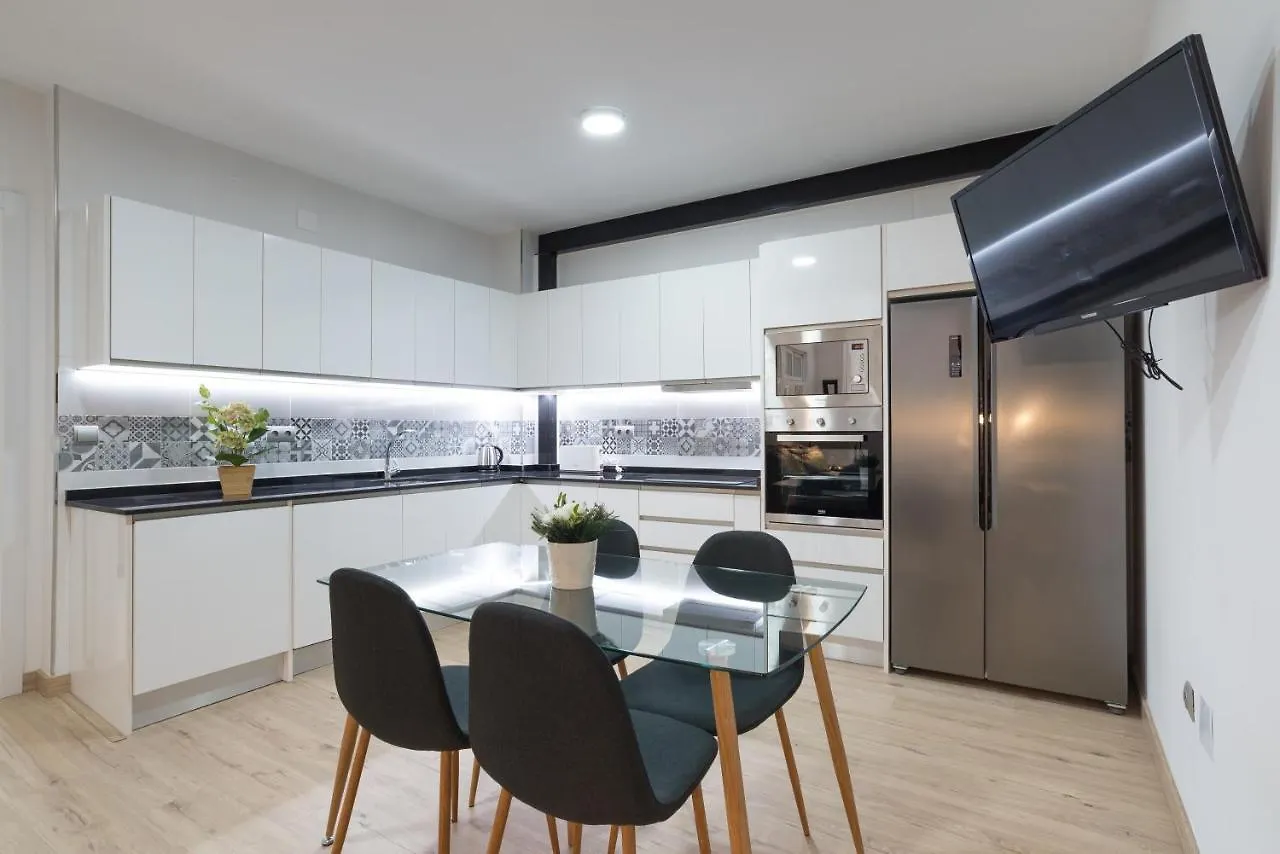 Duplex Cienfuegos II & Old Town By Ele Apartments Malaga